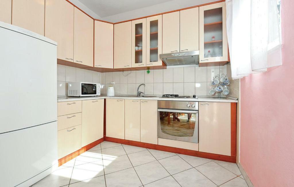 希贝尼克 Apartman Palme酒店 外观 照片