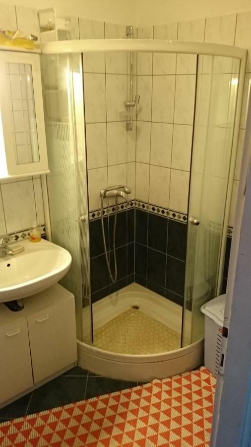 希贝尼克 Apartman Palme酒店 外观 照片