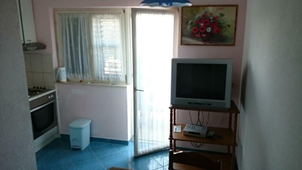 希贝尼克 Apartman Palme酒店 外观 照片