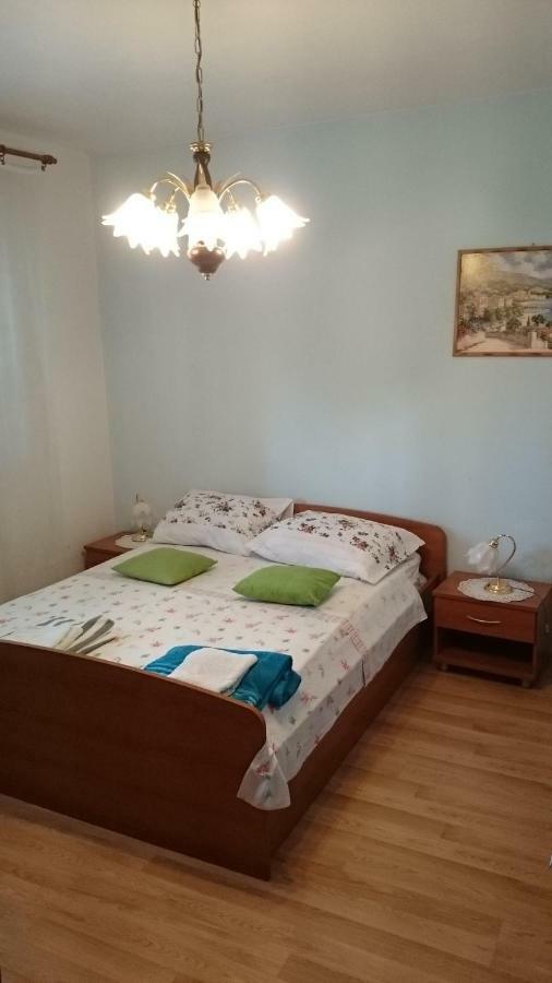 希贝尼克 Apartman Palme酒店 外观 照片